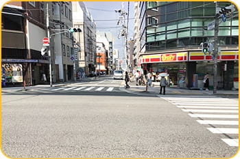 「デイリーヤマザキ」